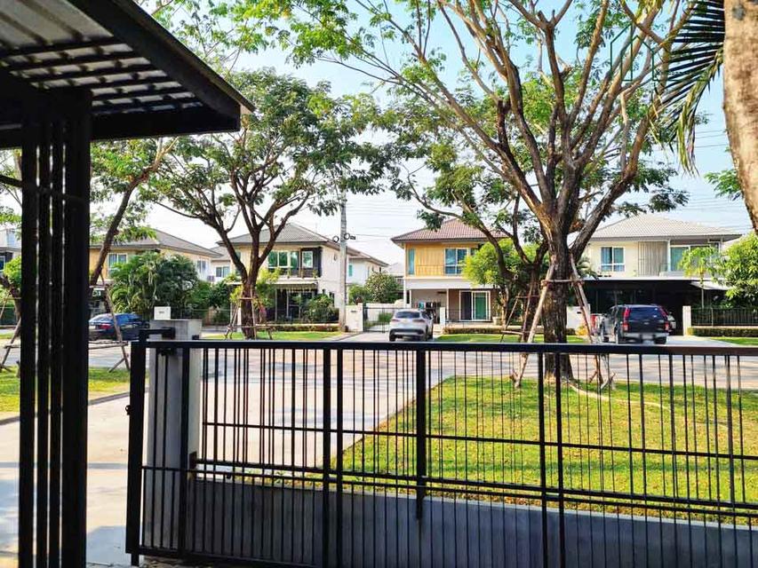 หมู่บ้านพฤกษ์ลดา วงแหวน-หทัยราษฎร์ ถนนลำลูกกา ราคานี้ถึงสิ้นปีเท่านั้น 9