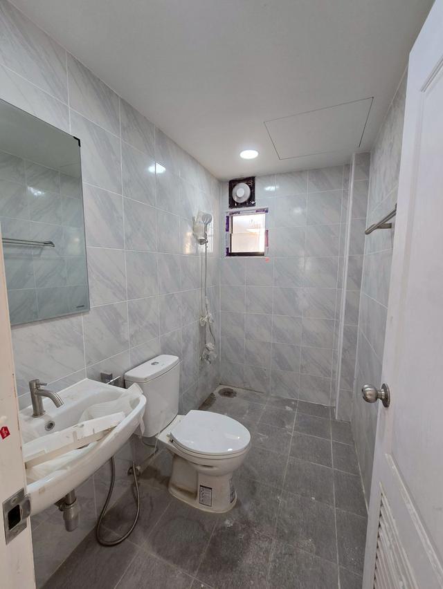 ให้เช่า อาคารพาณิชย์ ทำเลทอง ใกล้ MRT Interchange เตาปูน 70 เมตร ติดถนนใหญ่,ป้ายรถเมล์ 9