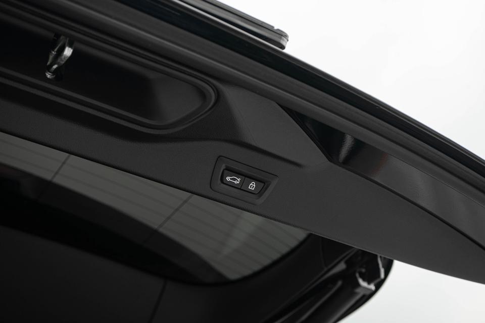 BMW X5 xDrive45e M Sport 3.0 G05 AT 2022 รูปที่ 10