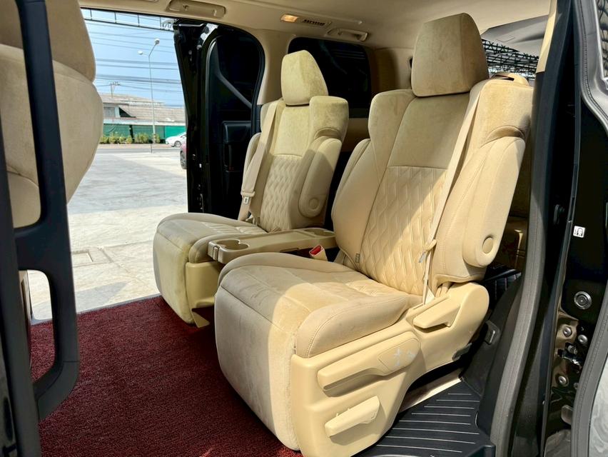 TOYOTA Alphard 2.5 HV 4wd 2022 15