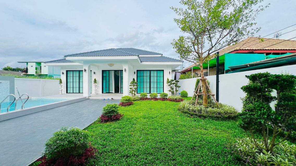 บ้านเดี่ยว ชั้นเดี่ยว พร้อมสระว่ายน้ำ 2