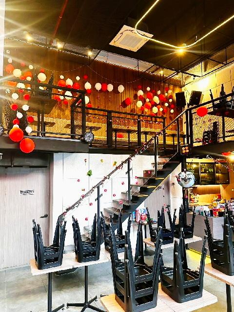 สยามดิสคัฟเวอรี่ 1.7 กม. เซ้งกิจการ หน้าตึก Tower 2ชั้น 205ตร.ม. บรรทัดทอง MRT สามย่าน 1.2กม. 30ตร.วา.ติดริมถนน ร้านอาหา 5