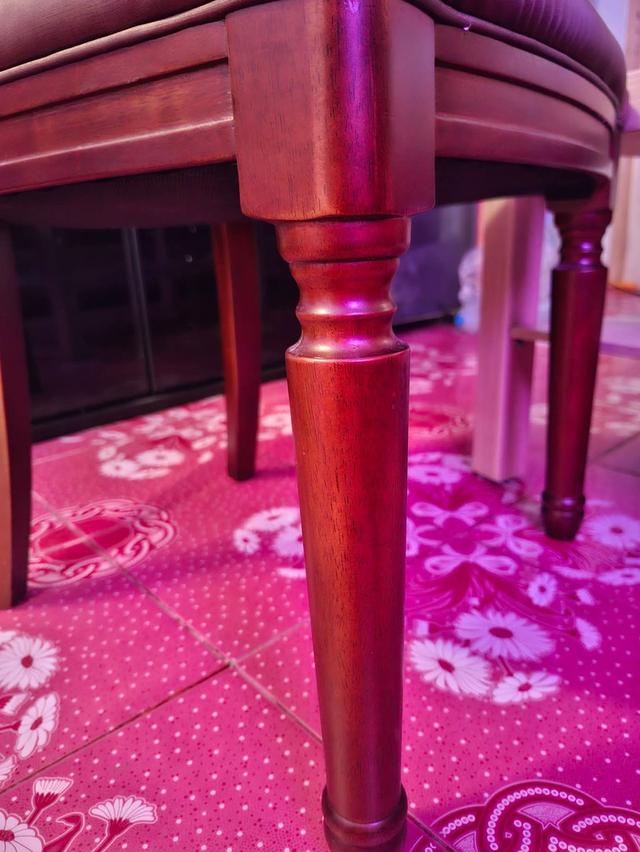 เก้าอี้ไม้ เบาะหนัง ซื้อมาไว้ไม่ค่อยนั่ง รูปที่ 2