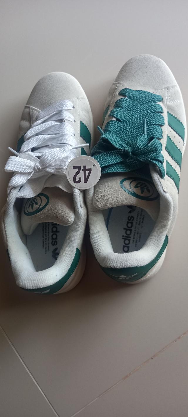รองเท้าAdidas เบอร์42 รูปที่ 2