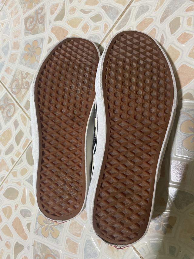 รองเท้าเเวน ถูกๆส่งฟรี รูปที่ 5