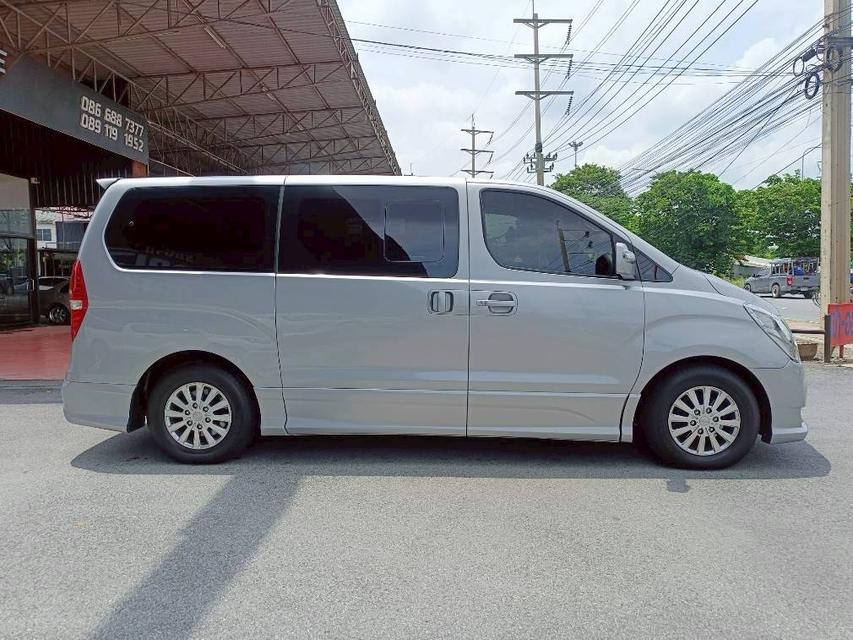 Hyundai H1 2.5Elite ปี18