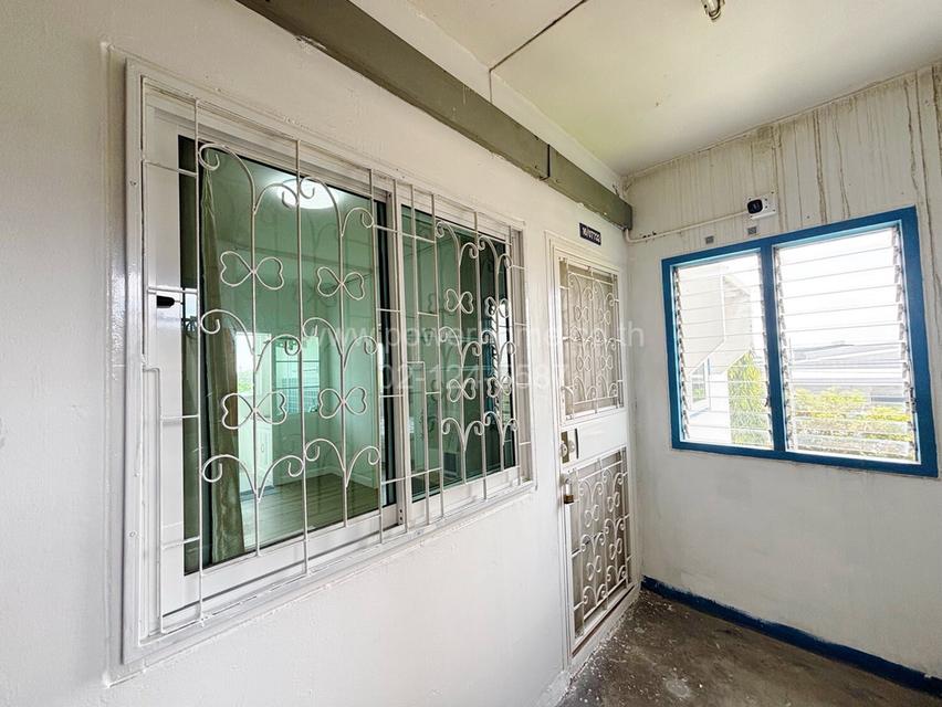ห้องชุดบ้านเอื้ออาทร (มิตซู นวนคร) อาคาร 77 ชั้น 4 ซอย 8 ต. คลองหนึ่ง อ. คลองหลวง จ. ปทุมธานี