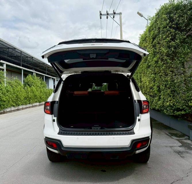 FORD EVEREST 2.0 BI-TORBO 4WD TITANIUM PLUS 7