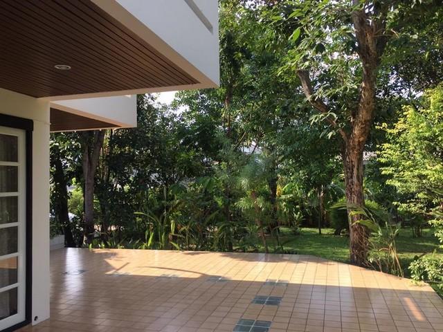 ให้เช่าบ้านเดี่ยว 2 ชั้น หลังใหญ่ 340 ต.ร.วา ซอยปรีดีพนมยงค์14 ถนนสุขุมวิท71 ใกล้เอกมัย ทองหล่อ จอดรถได้ 15 คัน 4