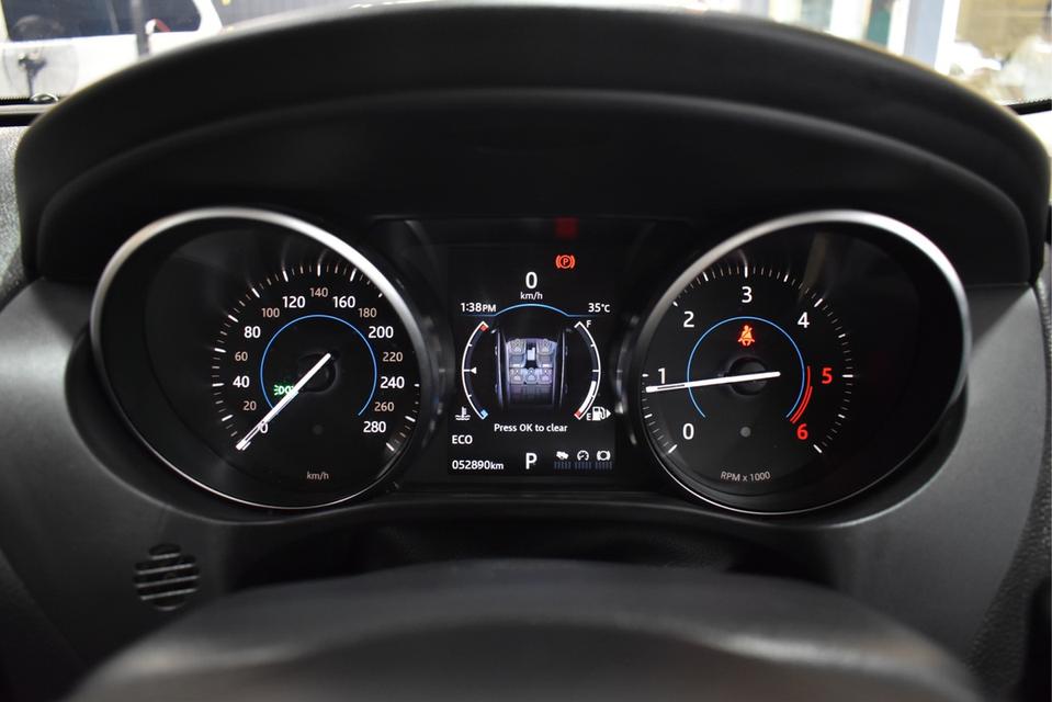 รหัสรถ JRS505 Jaguar Fpace 2.0 ดีเซลปี 2019 มือเดียว 13