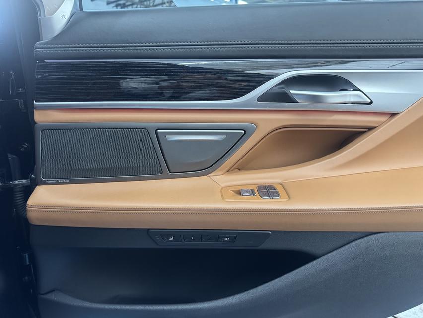 2019 BMW 730Ld M Sport (รถมือเดียว ไมล์แท้ ประวัติดี) 7