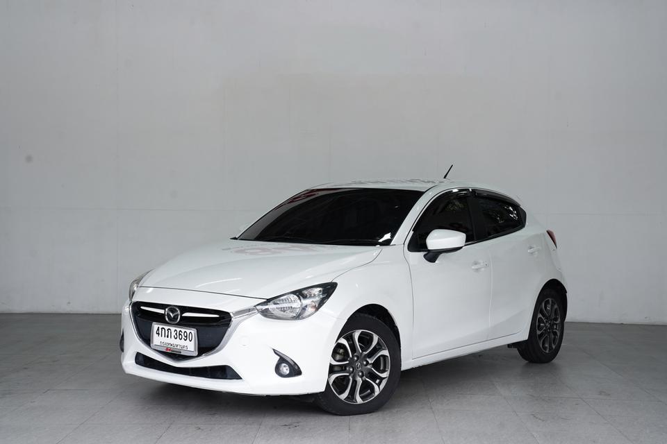 MAZDA2 1.5 L Diesel High AT 5 ประตู 2015 สีขาว 20