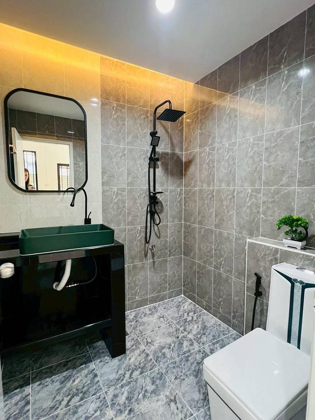 หมู่บ้านวรารักษ์ รังสิตคลอง3 10