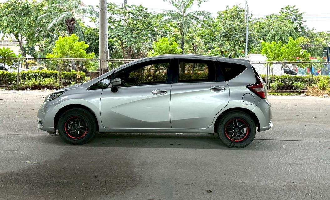 ขายรถ nissan Note 1.2V ปี 2018 สีเทา เกียร์ออโต้ 7