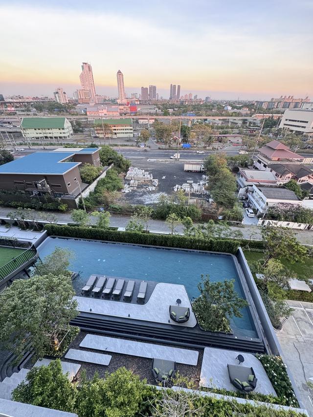 ให้เช่า Condo Origin place bangna ชั้น 10 ขนาด 29 ตรม. วิวสระ ระเบียงฝั่งตะวันออก แดดเช้า  ภาพจากห้องจริง เฟอร์นิเจอร์บิวท์อินครบ ที่นอน lLUNIO 18