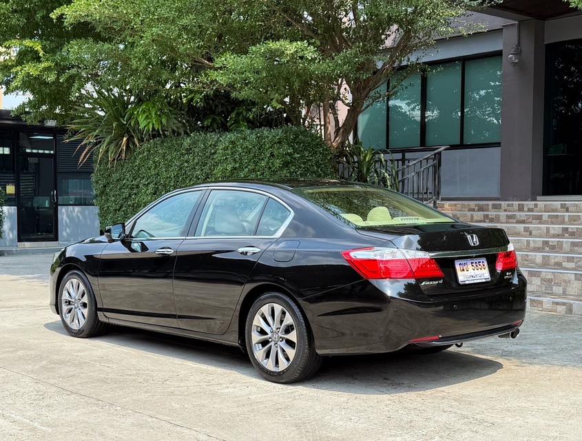 2015 HONDA ACCORD 2.4 EL รถมือเดียว 77,000 กม รถเข้าศูนย์ทุกระยะ ไม่เคยมีอุบัติเหตุครับ