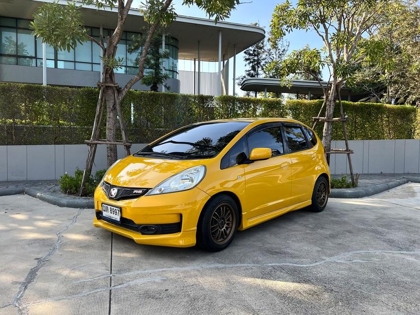 Honda JAZZ GE ออโต้ ปี08 รถบ้านจัดทรง 2