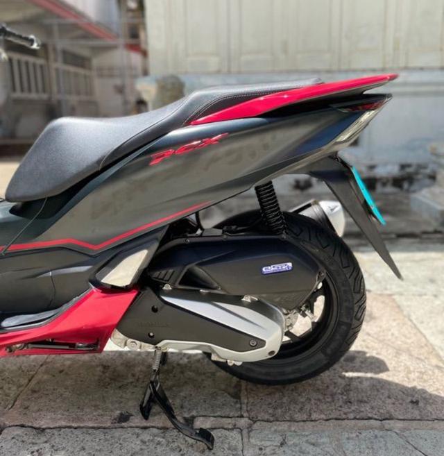 Honda PCX160i สีดำ - แดง 4