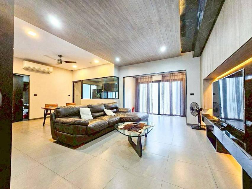 ให้เช่า 𝐕𝐈𝐕𝐄 𝐁𝐚𝐧𝐠𝐧𝐚 𝐊𝐌.𝟕 บ้านหรูสไตล์ Loft 3 ห้องนอน 4 ห้องน้ำ เฟอร์ครบ พร้อมอยู่ 4