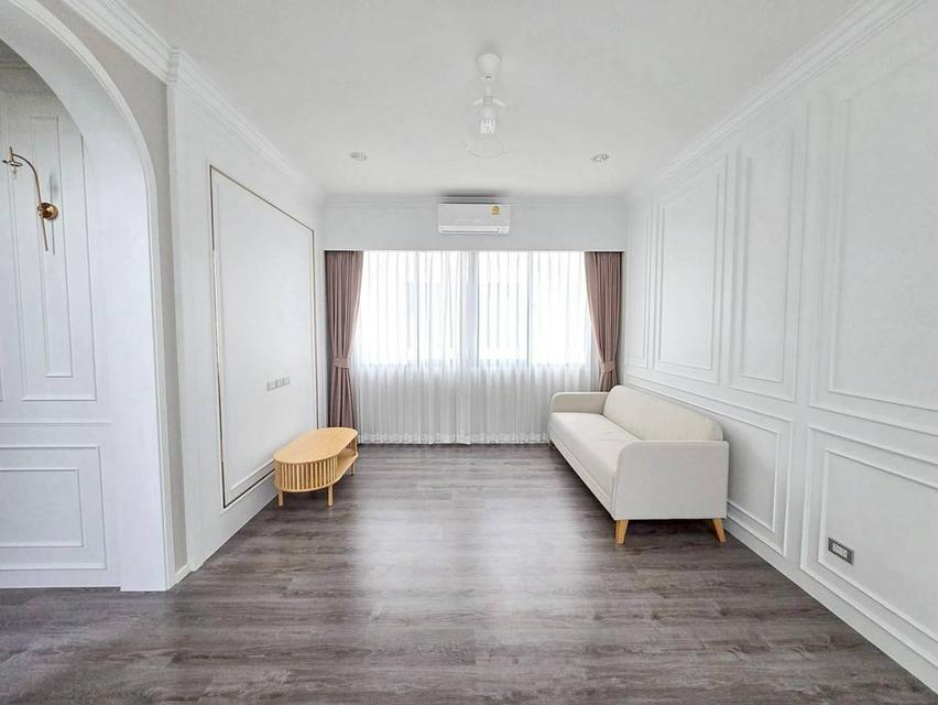 ให้เช่าบ้านเดี่ยว 𝐓𝐡𝐞 𝐒𝐨𝐧𝐧𝐞 ศรีนครินทร์ – บางนา (ใกล้รามคำแหง 2) บ้านแฝด 3 ชั้น*อนุญาตให้เลี้ยงสัตว์ได้* 9