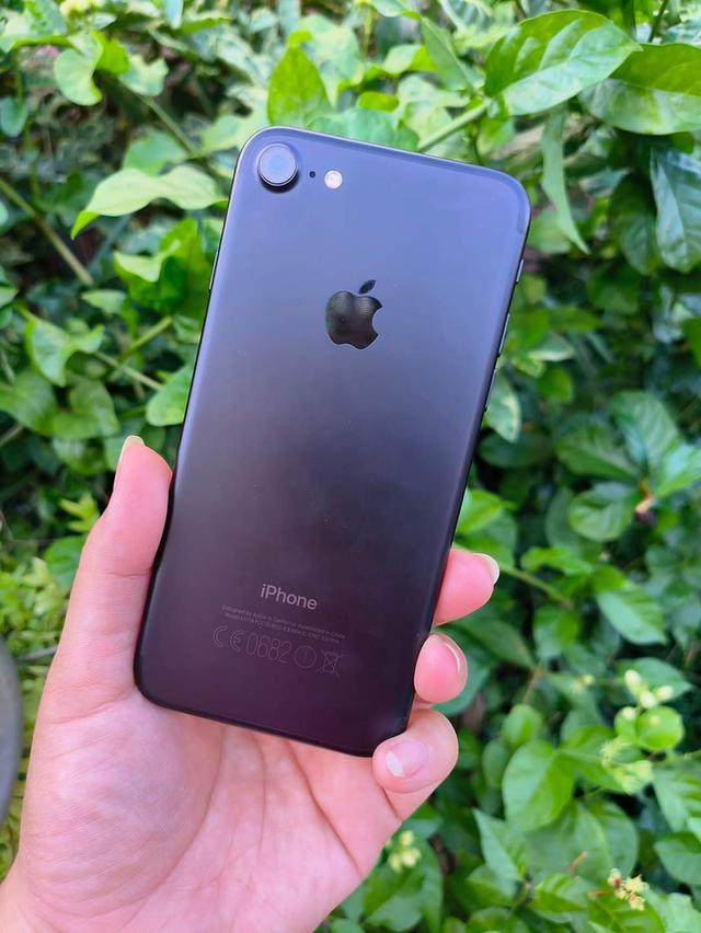 ขาย iPhone 7 ราคาพิเศษสุด