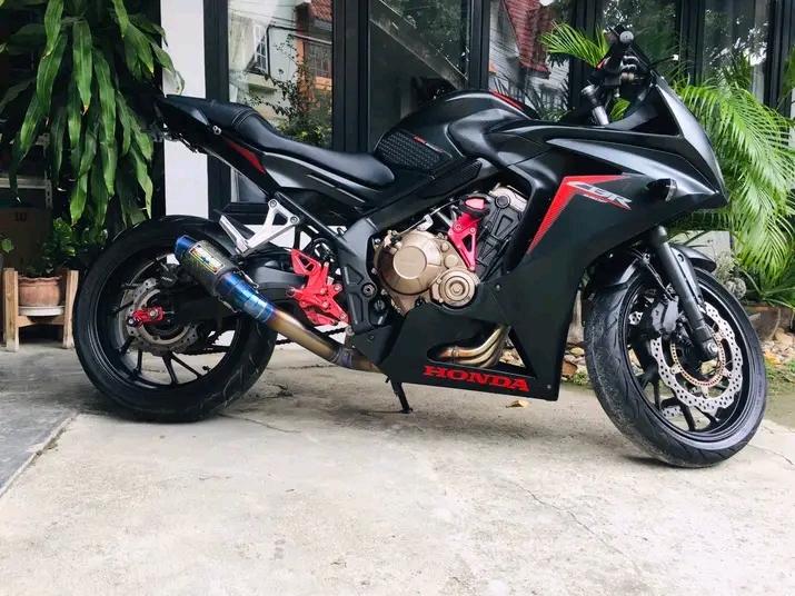 Honda CBR650 พร้อมใช้งาน 2