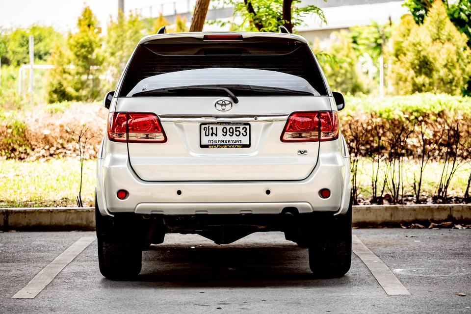 TOYOTA FORTUNER 3.0V 4WD สีเทา เกียร์ออโต้ ปี 2007  6