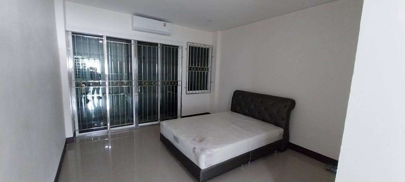 ตึกแถวร้านทอง ติดตั้งเครื่องปรับอากาศ อุปกรณ์รักษาความปลอดภัยตู้นิรภัยครบ สามารถประกอบกิจการได้ทันที จังหวัดเชียงราย 13