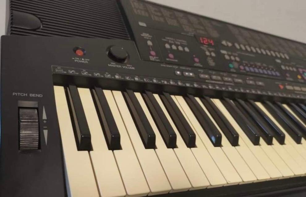 คีย์บอร์ด​ ไฟฟ้า​ YAMAHA​ PSR-410 4