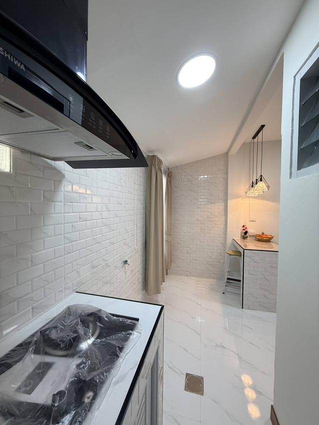 หมู่บ้าน นนทวีวิลล์  5 ถนนมิตรไมตร 13