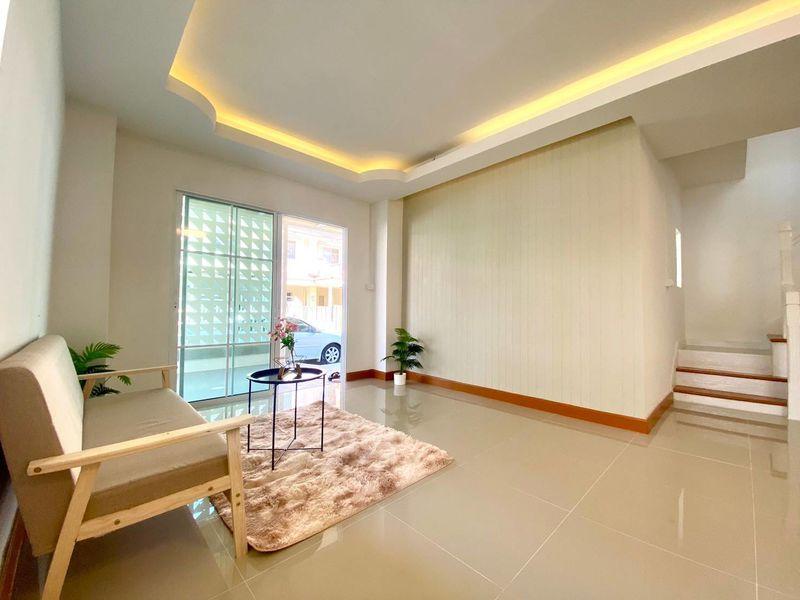 *ฟรีโอน*ขายทาวน์เฮ้าส์หลังมุม รีโนเวทพร้อมอยู่ หมู่บ้านพฤกษา ซี ถนนเลียบคลองสาม คลองหลวง ปทุมธานี. 3
