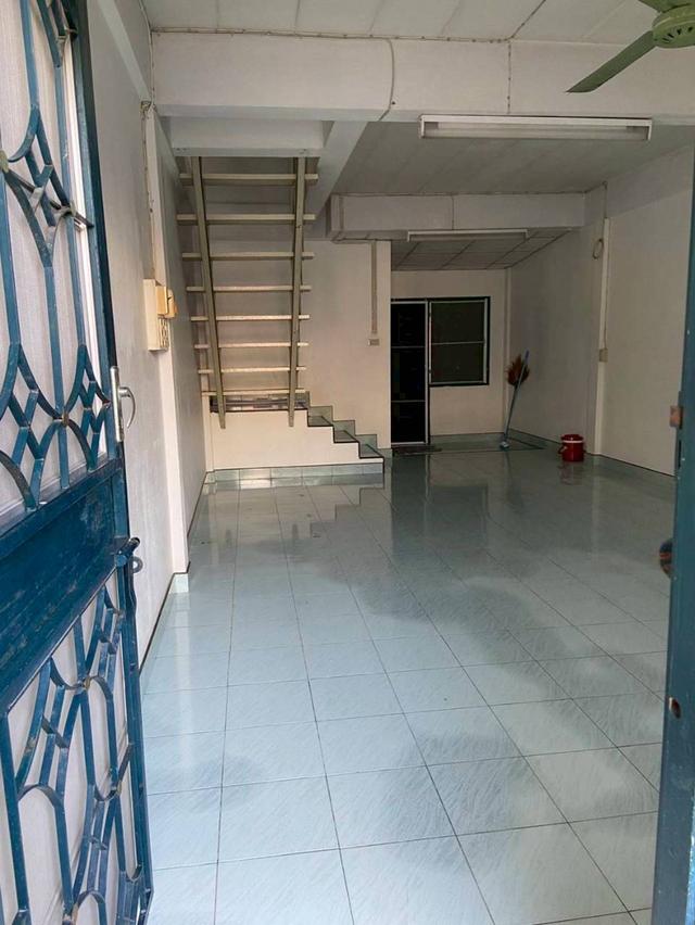 ขายบ้าน 2 ชั้น หมู่บ้านรัตนาธิเบศร์ ใกล้เซ็นทรัลเวสต์เกต 5