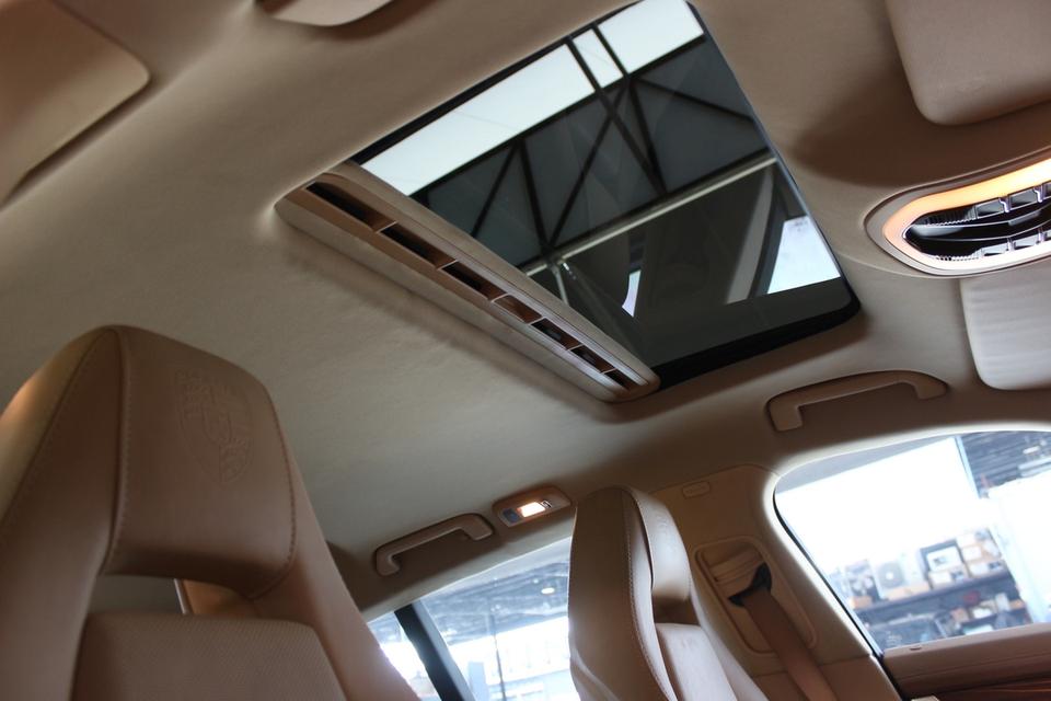 รหัสรถ JRS6996 Porsche Panamera 3.0 Diesel ปี 2012 รูปที่ 12