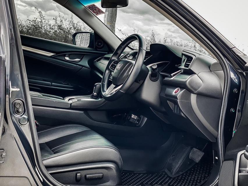 2016 Honda Civic FC 1.8 e l