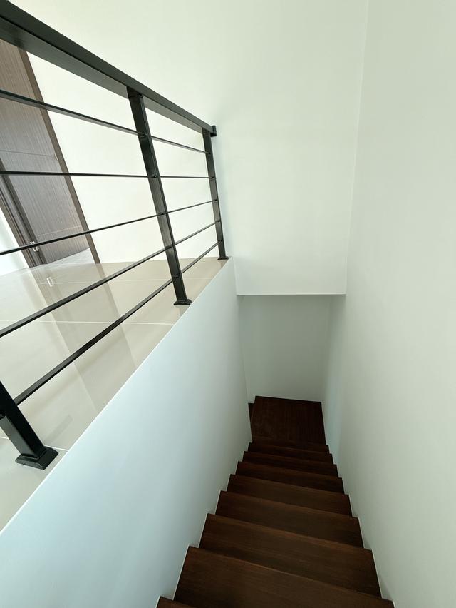 บ้านแฝด 2ชั้น 45ตร.วา 4ห้องนอน 3ห้องน้ำ 1ห้องเอนกประสงค์ 1ห้องครัว 1หัองซักล้าง พร้อมโรงรถ2คัน 8