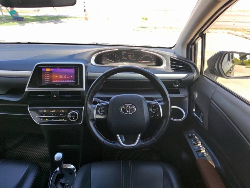 2018 Toyota Sienta 1.5 V AT ตัวท๊อป รหัส CAT5643 8