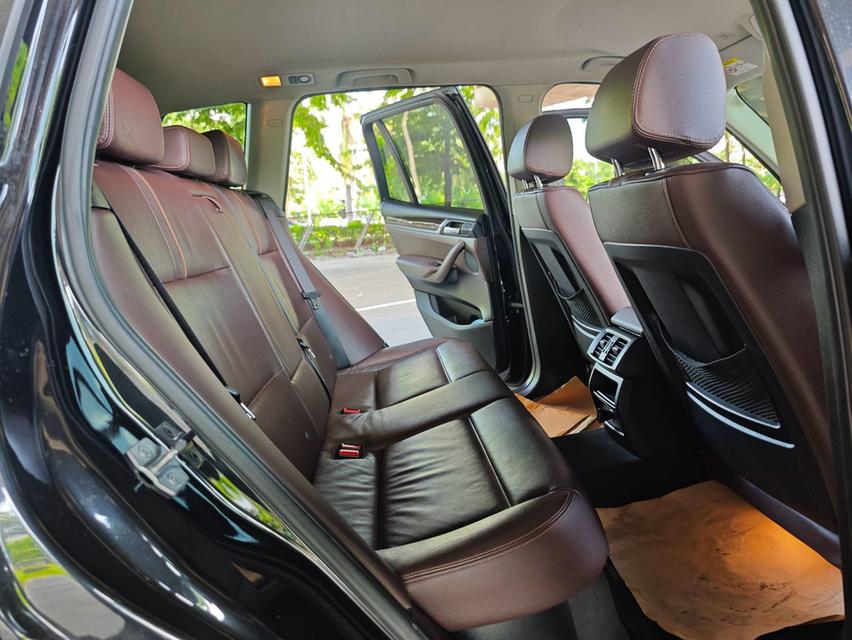 🚗 2016 BMW X3 xDrive20d Highline LCI AT รูปที่ 17