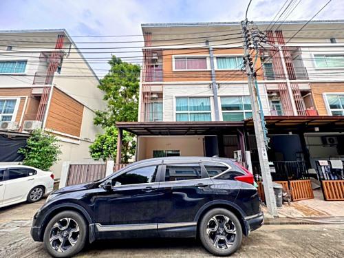 ให้เช่าทาวน์โฮม 3 ชั้น หลังมุม หมู่บ้านวิลเลต ซิตี้ พัฒนาการ 38 ใกล้ซีคอนสแควร์ (N.1828) 3