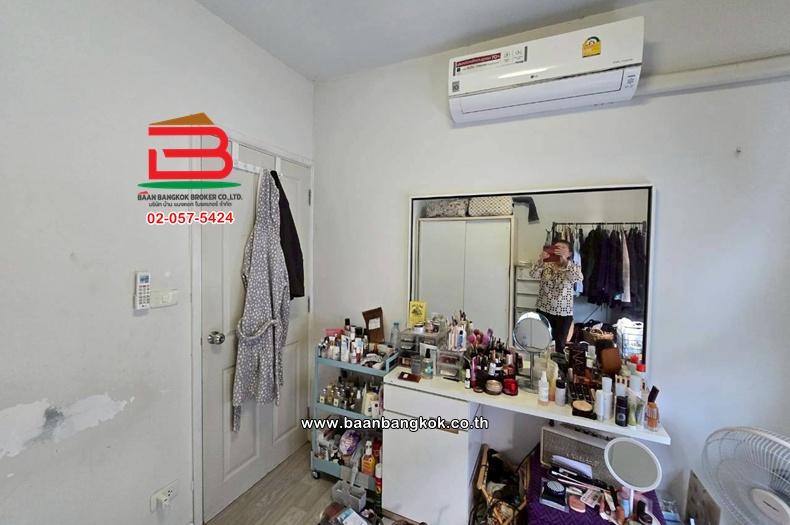 ทาวน์โฮม เนื้อที่ 30 ตร.ว. โครงการ พฤกษาไลท์ ล็อกซ์ ดอนเมือง (ซอยเทิดราชัน 45), ใกล้วัดนาวง ถนนวิภาวดี-รังสิต แขวงสีกัน เขตดอนเมือง 11