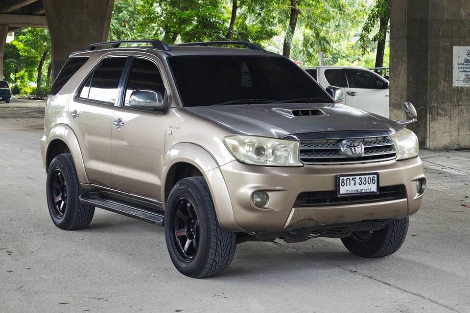 🚗 2006 Toyota Fortuner 3.0 V 4WD AT รูปย่อยที่ 3