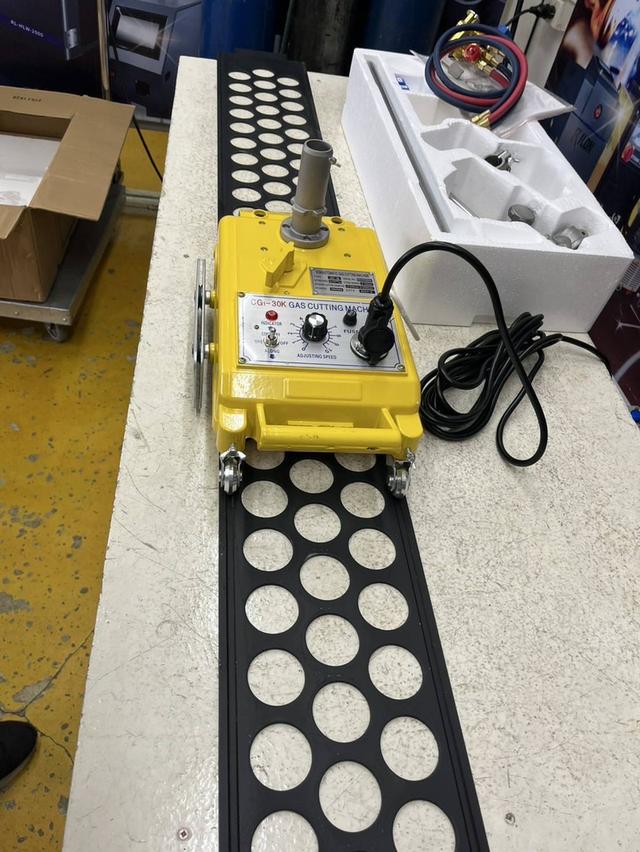 เต่าตามราง เต่าตัดแก๊ส CG1-30 220V พร้อมราง1.8เมตร