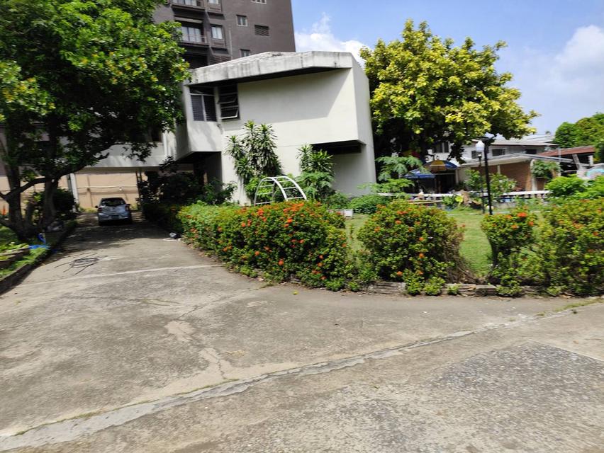 ขายที่ดินสวยๆเกือบสองไร่ สุขุมวิท land nearly close main Road BTS Phunawithi Sukhumvit 2