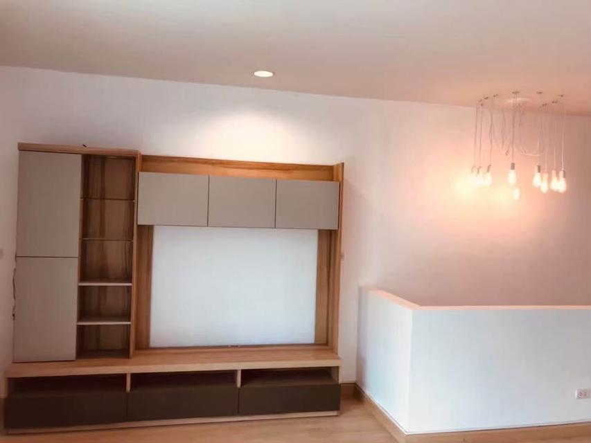 ให้เช่าบ้านลาดพร้าว ถนนลาดปลาเค้า บ้านตกแต่งครบ 3นอน 4น้ำ 2ที่จอดรถ หิ้วกระเป๋าพร้อมเข้าอยู่ 12