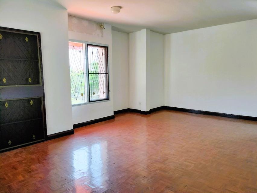 📢🏡ขายบ้านเดี่ยว กราฟฟิค เพลส (เล่นระดับ) บ้านสองหลัง ในเนื้อที่ 72 ตรว. สภาพใหม่ บางเสาธง สมุทรปราการ สภาพดี พร้อมอยู่ 13