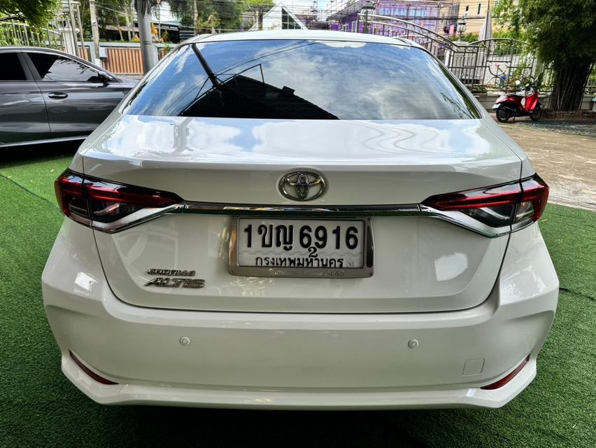 TOYOTA ALTIS 1.6 G 2020 6