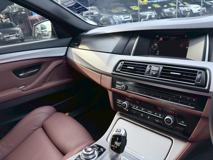 รหัสรถ PB8263 BMW 520D M SPORT 2016 ดีเซล 12