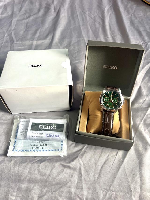   ”Seiko Spirit Quartz Daytona Chronograph Tachymeter Green“Made in japan รุ่น”SBTR017”เขียวทอง สายหนังน้ำตาล 