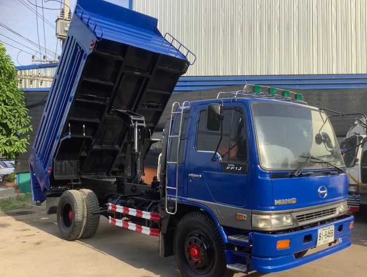 Hino 6 ล้อ FF1j210 แรง