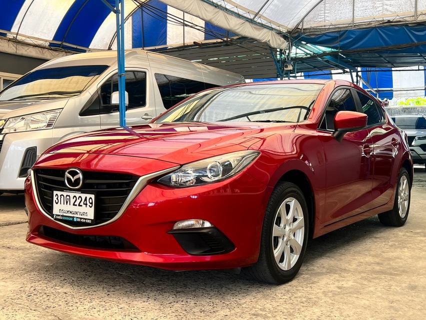 ผ่อนเบาๆ 5 พันกว่าบาท Mazda 3 รุ่น 2.0 C Sport 5 ประตู รูปที่ 3