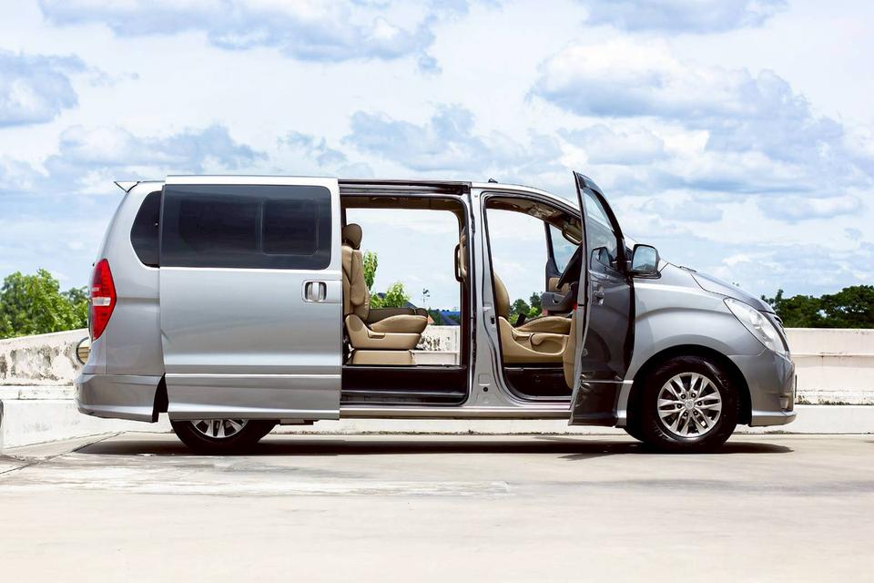 ขาย Hyundai H1 2.5Elite ปี16 16